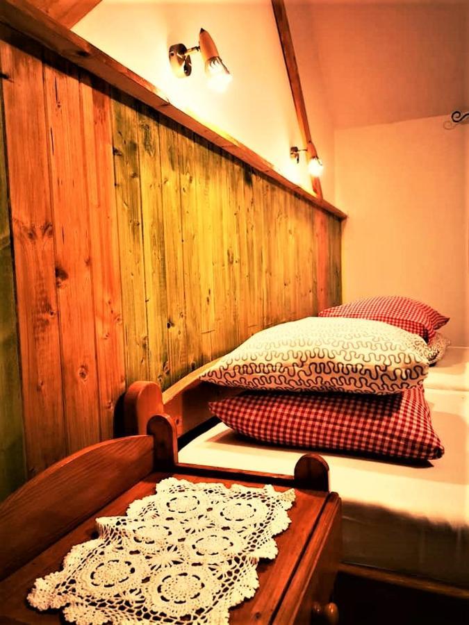 Penzión Pod orechom Turčianske Teplice Exterior foto