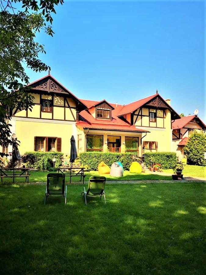Penzión Pod orechom Turčianske Teplice Exterior foto