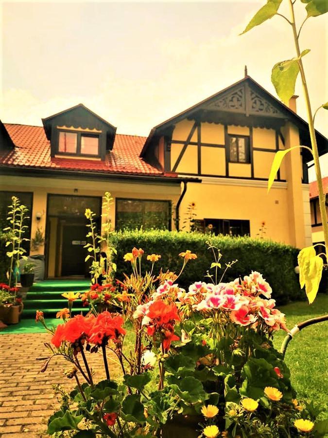 Penzión Pod orechom Turčianske Teplice Exterior foto